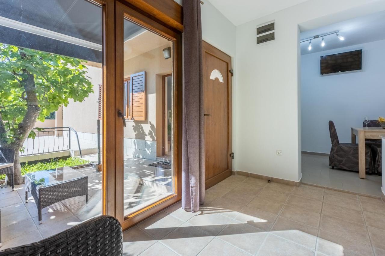 Apartmani Anita Dramalj Exterior photo